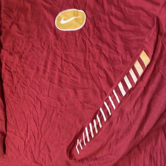 Y2K Nike Silver Tag Long Sleeve T Shirt.‎ Maroon. Large. Great condition! - Picture 5 of 8